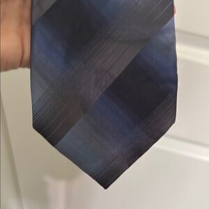 Arrow Blue and Black Silk Ties for Professional Elegance